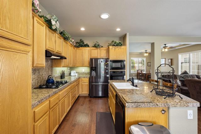 MLS #219135903DA image #8