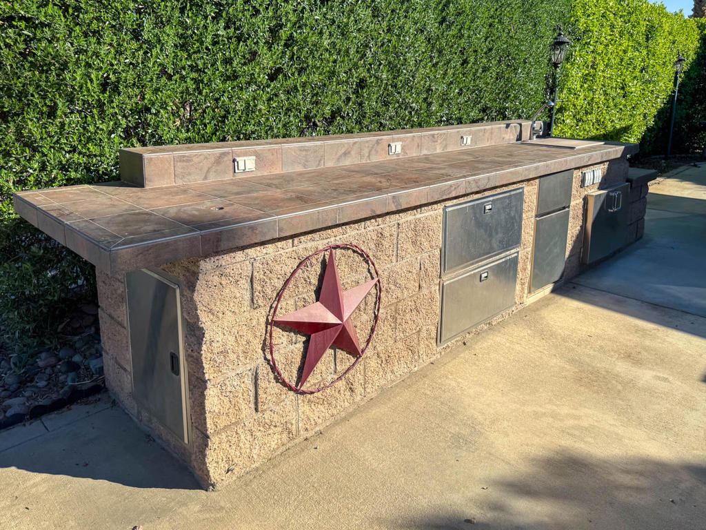 MLS #219135906DA image #2