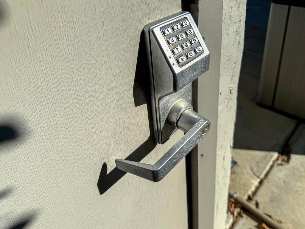 MLS #219135906DA image #5