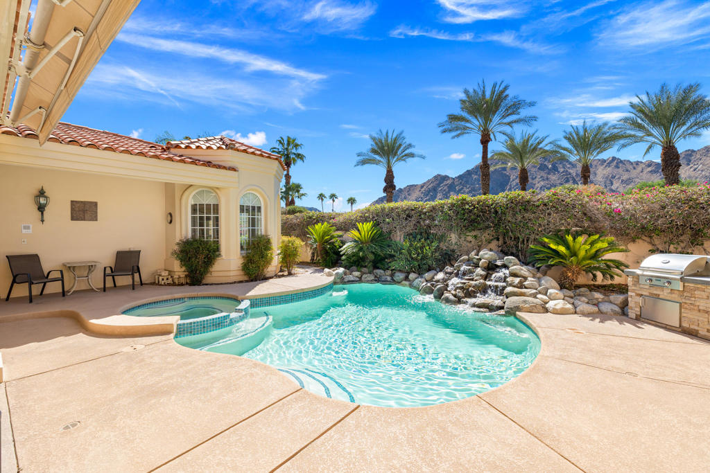 MLS #219135909DA image #5