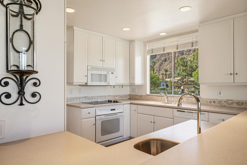 MLS #219135910DA image #23