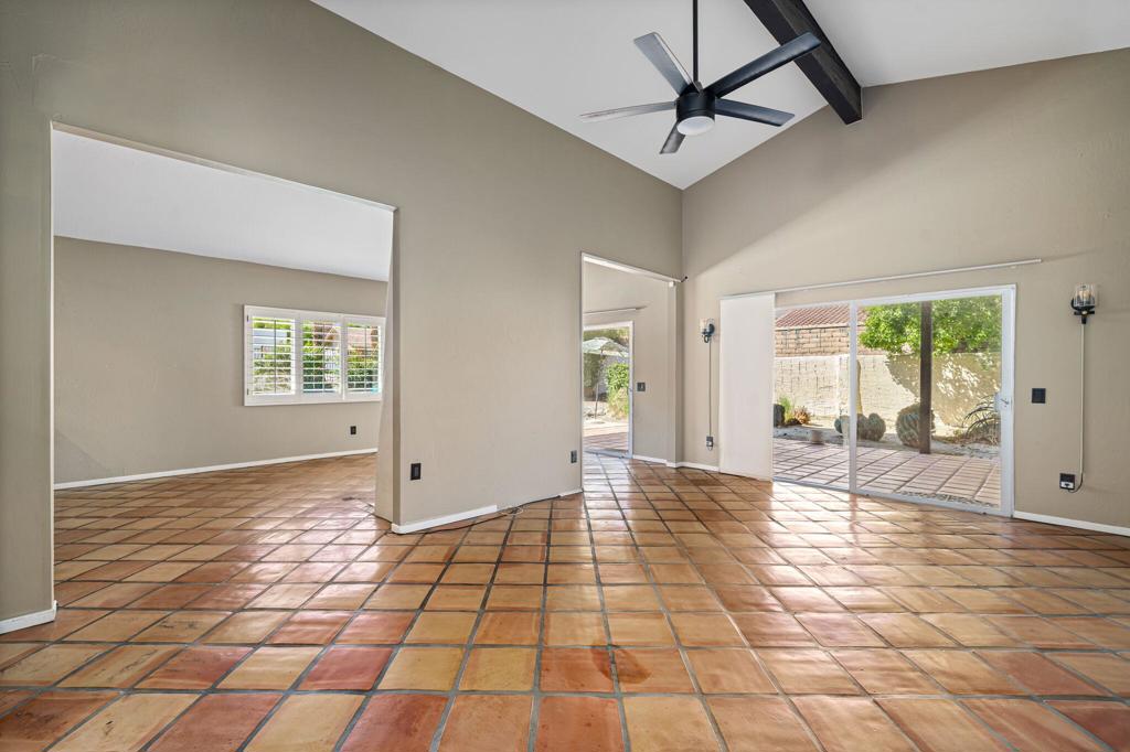 MLS #219135911DA image #8