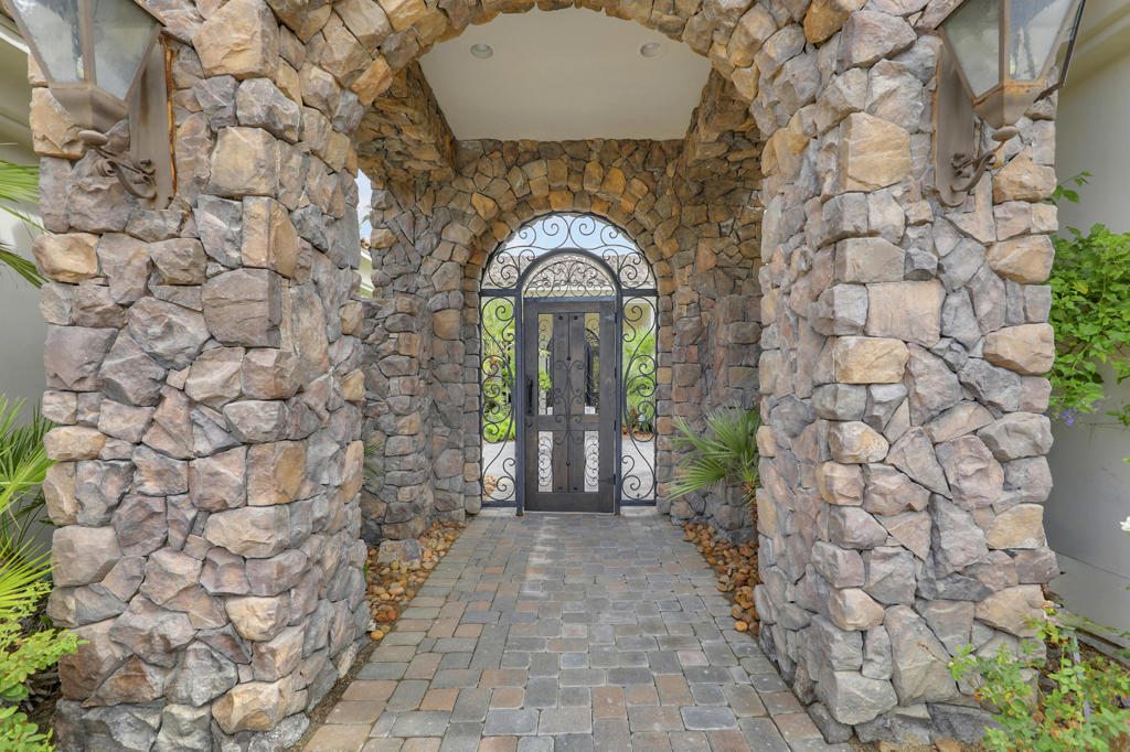 MLS #219135919DA image #5