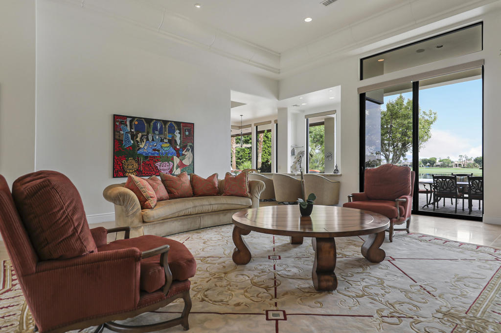 MLS #219135919DA image #8