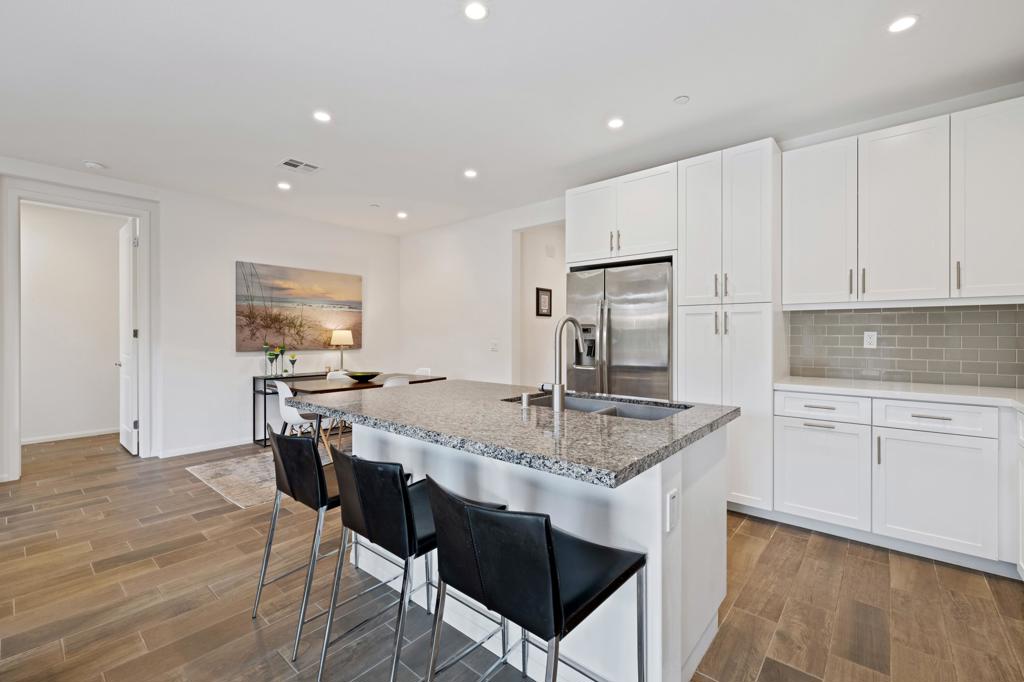 MLS #219135921DA image #5