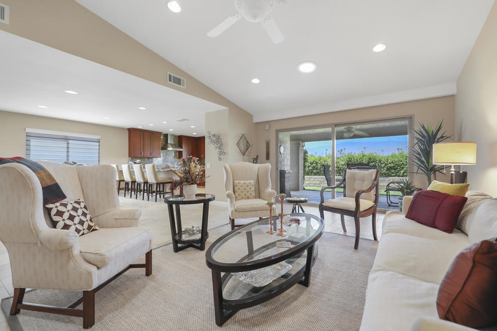 MLS #219135926DA image #11