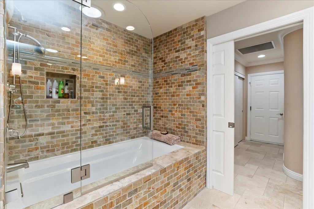 MLS #219135926DA image #25