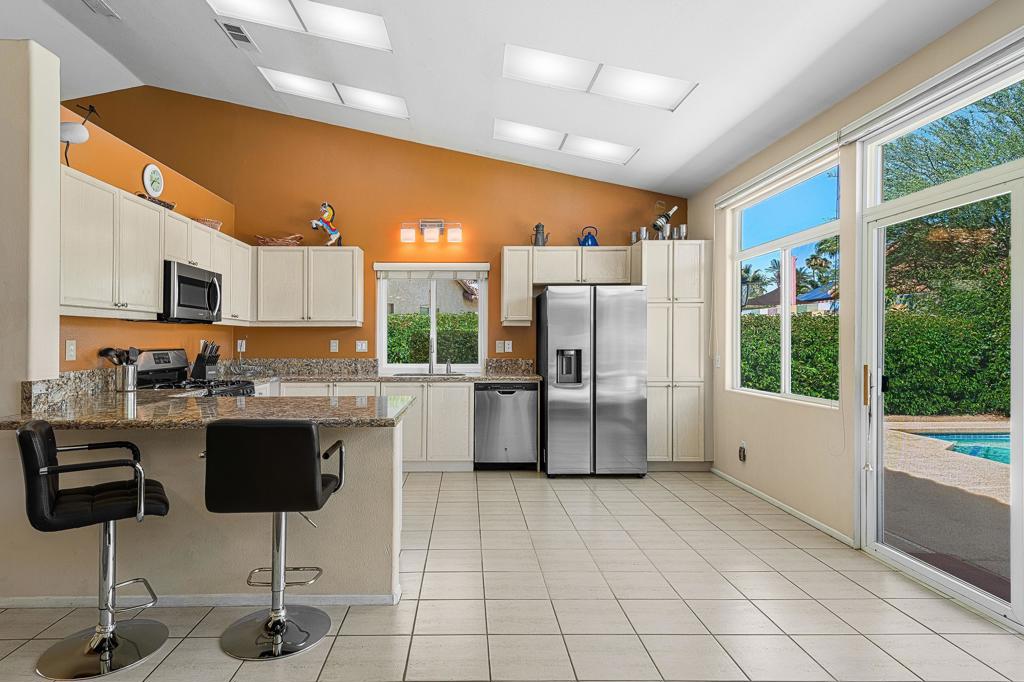 MLS #219135927PS image #8