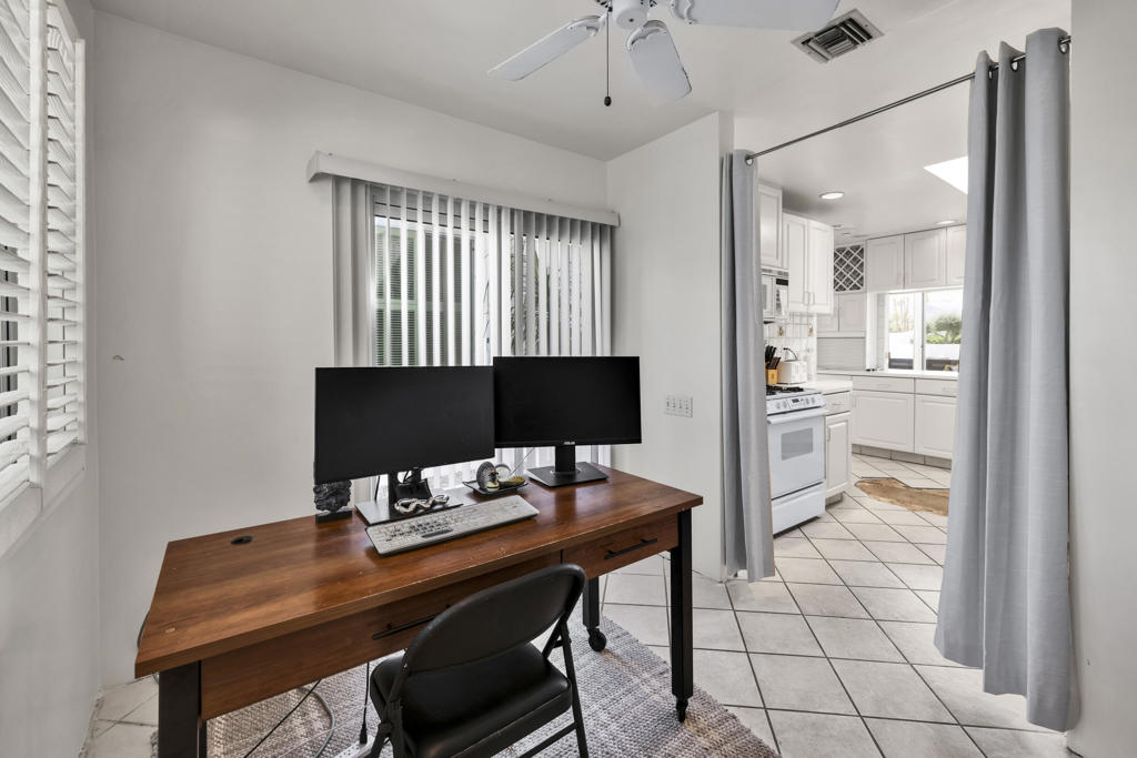 MLS #219135928PS image #15