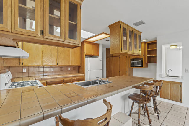 MLS #219135930DA image #10