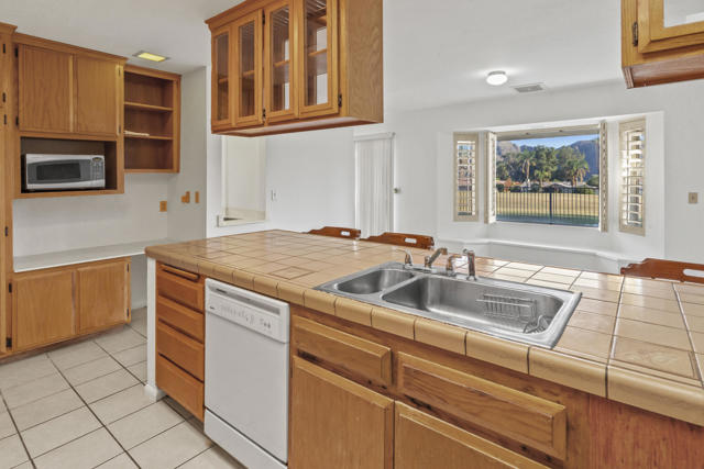 MLS #219135930DA image #11