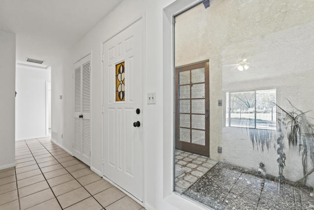 MLS #219135930DA image #4