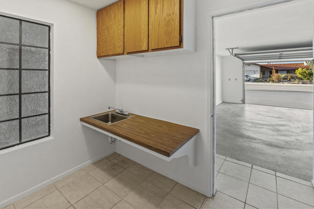 MLS #219135930DA image #5