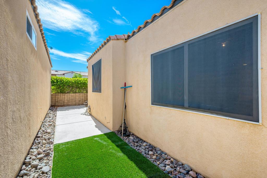 MLS #219135931DA image #19