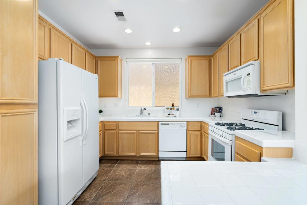 MLS #219135931DA image #6