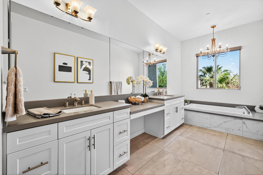 MLS #219135933DA image #3