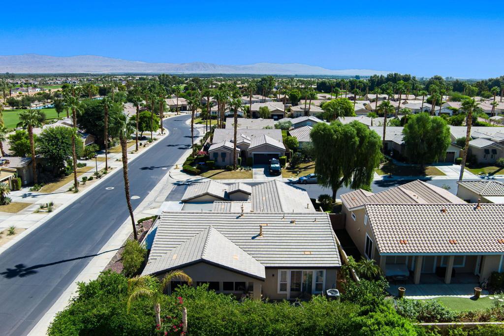 MLS #219135937DA image #2