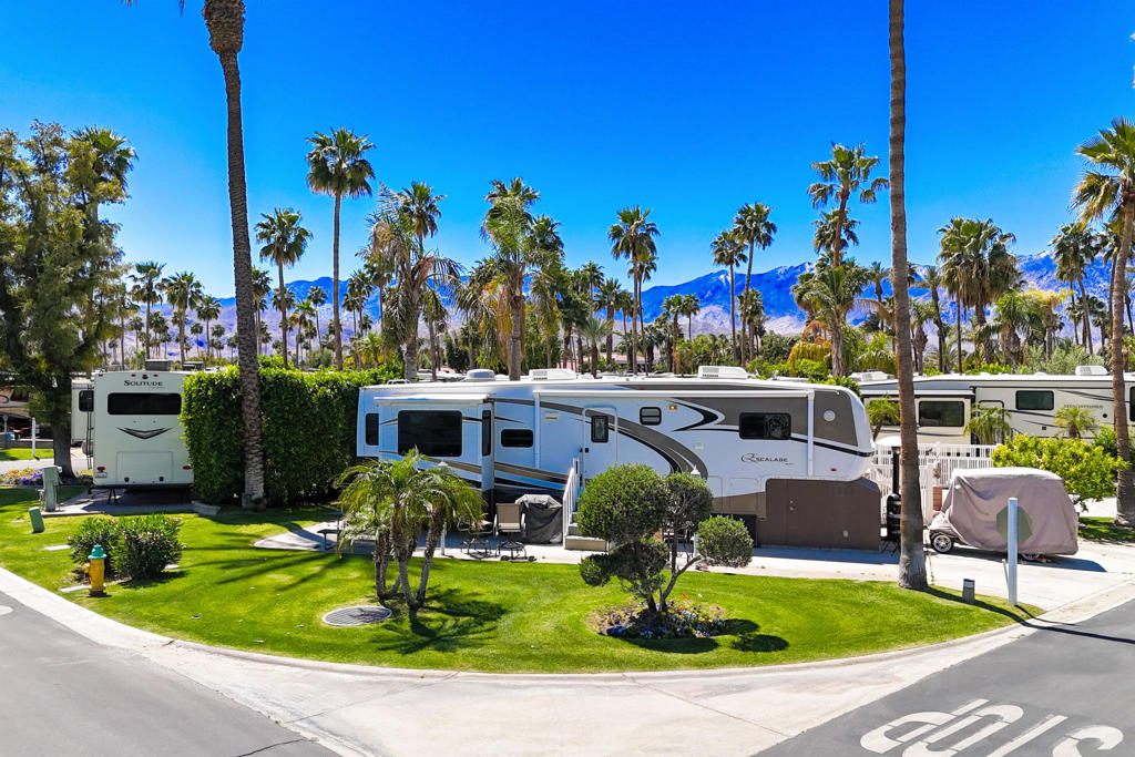 MLS #219135939PS image #2