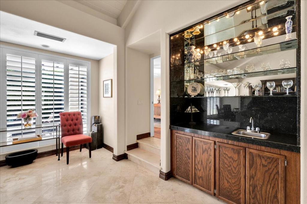 MLS #219135949DA image #10