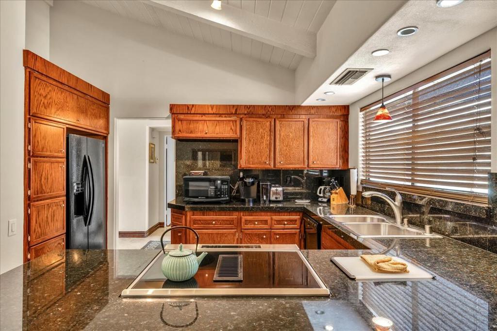 MLS #219135949DA image #14