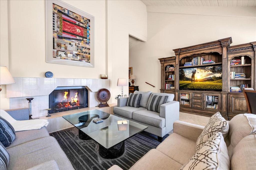 MLS #219135949DA image #3