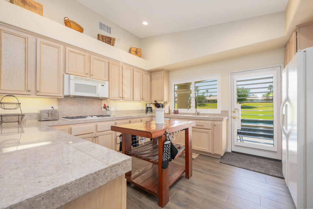 MLS #219135950DA image #9