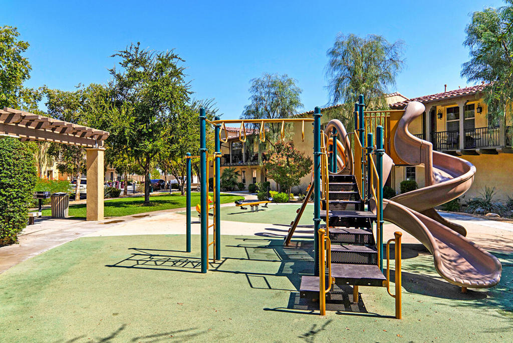 MLS #219135954DA image #24