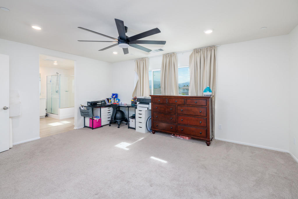 MLS #219135983DA image #13