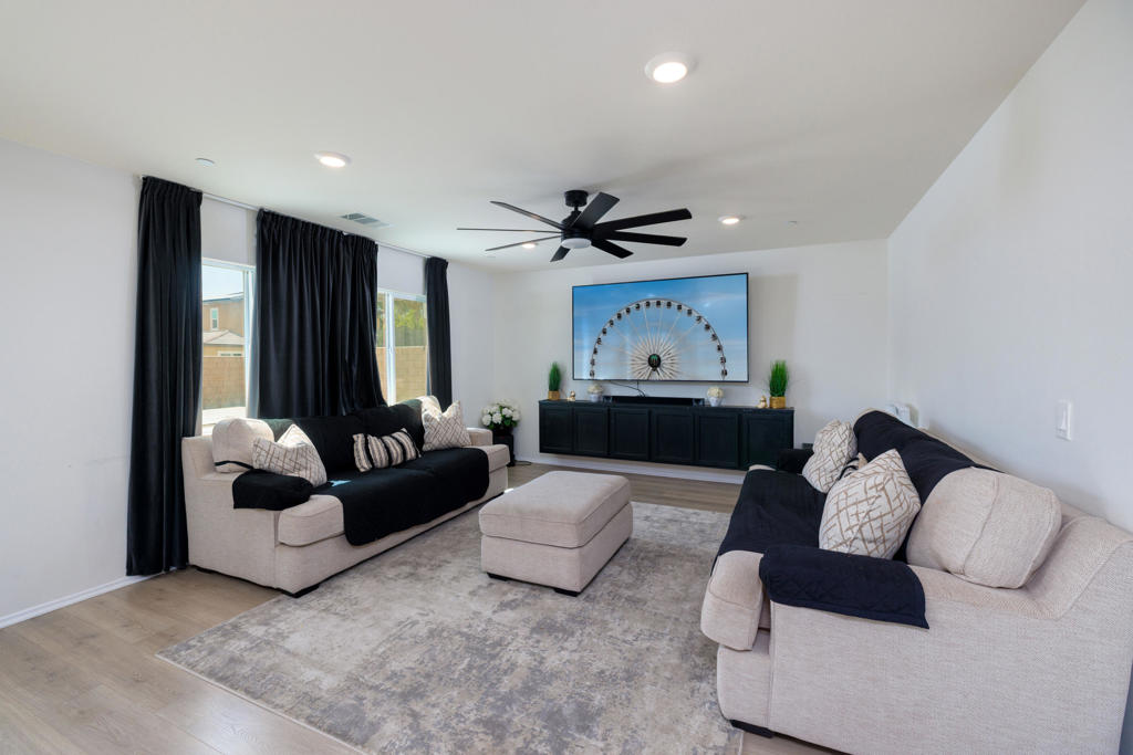 MLS #219135983DA image #8