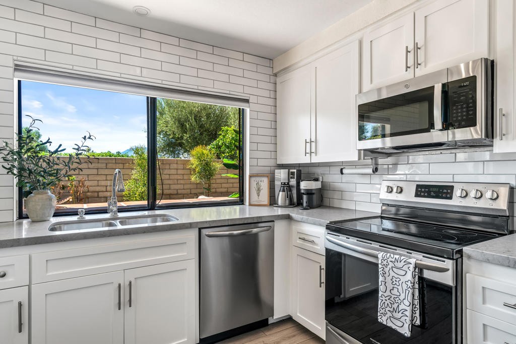 MLS #219135992DA image #5