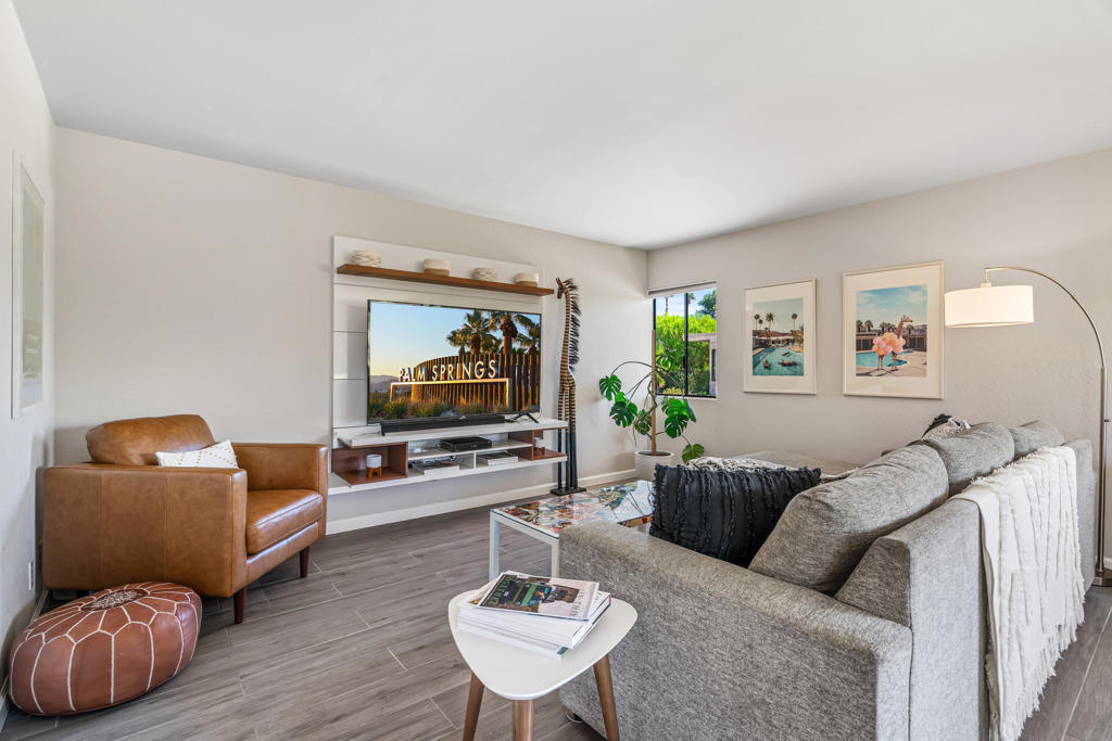 MLS #219135992DA image #9