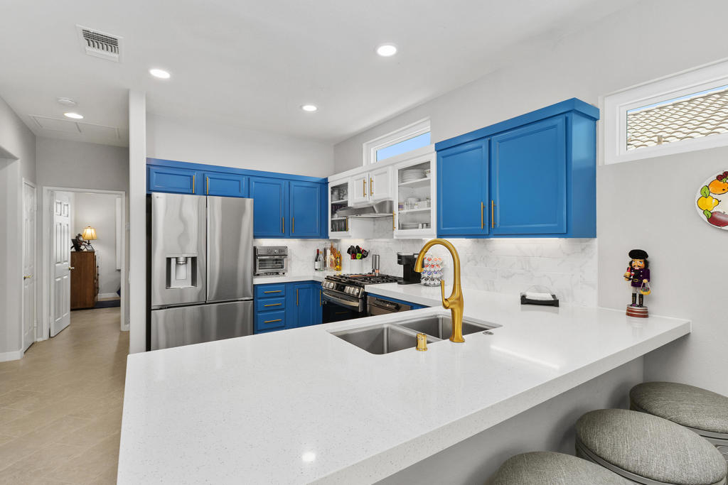 MLS #219136012DA image #3