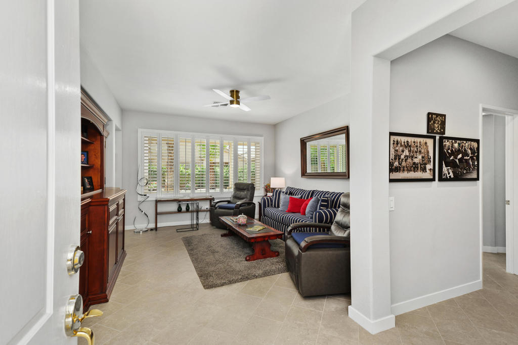 MLS #219136012DA image #5