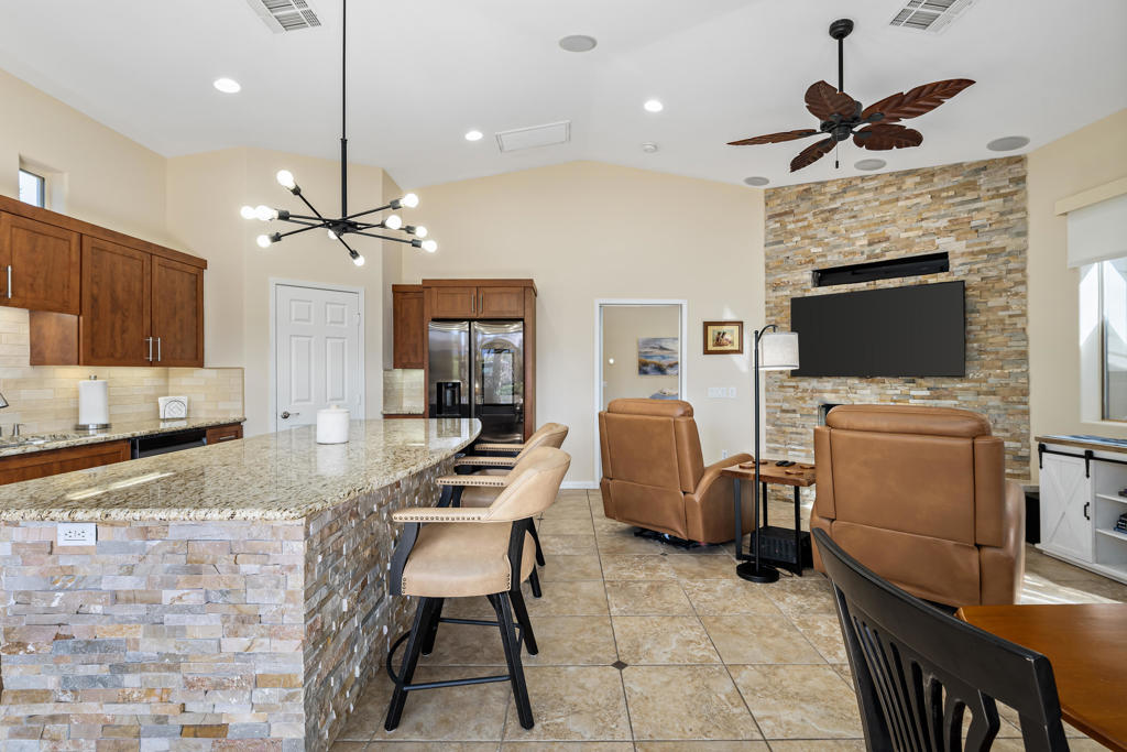 MLS #219136026DA image #24