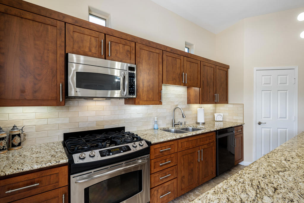 MLS #219136026DA image #29