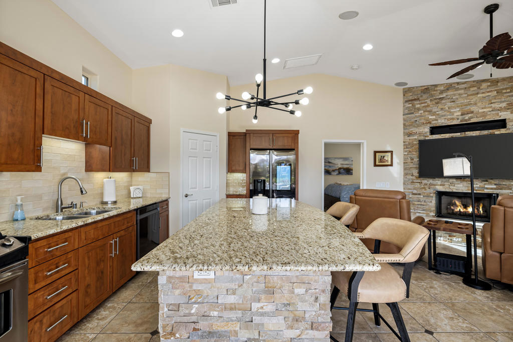 MLS #219136026DA image #30