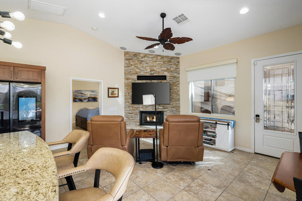 MLS #219136026DA image #31