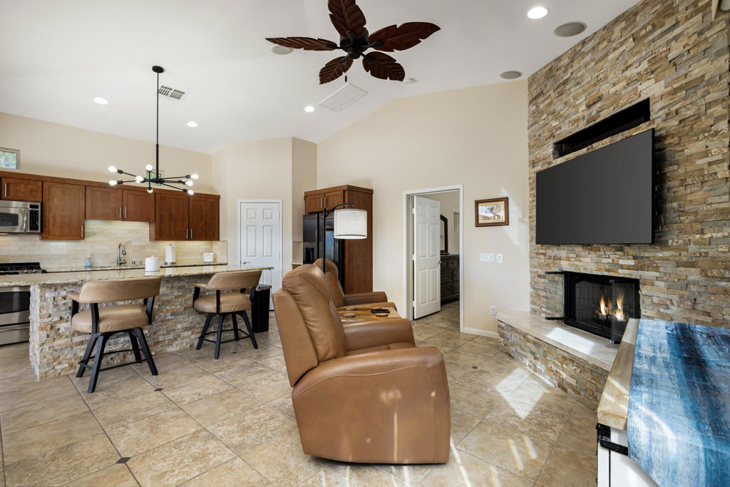 MLS #219136026DA image #32