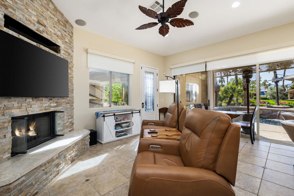 MLS #219136026DA image #34