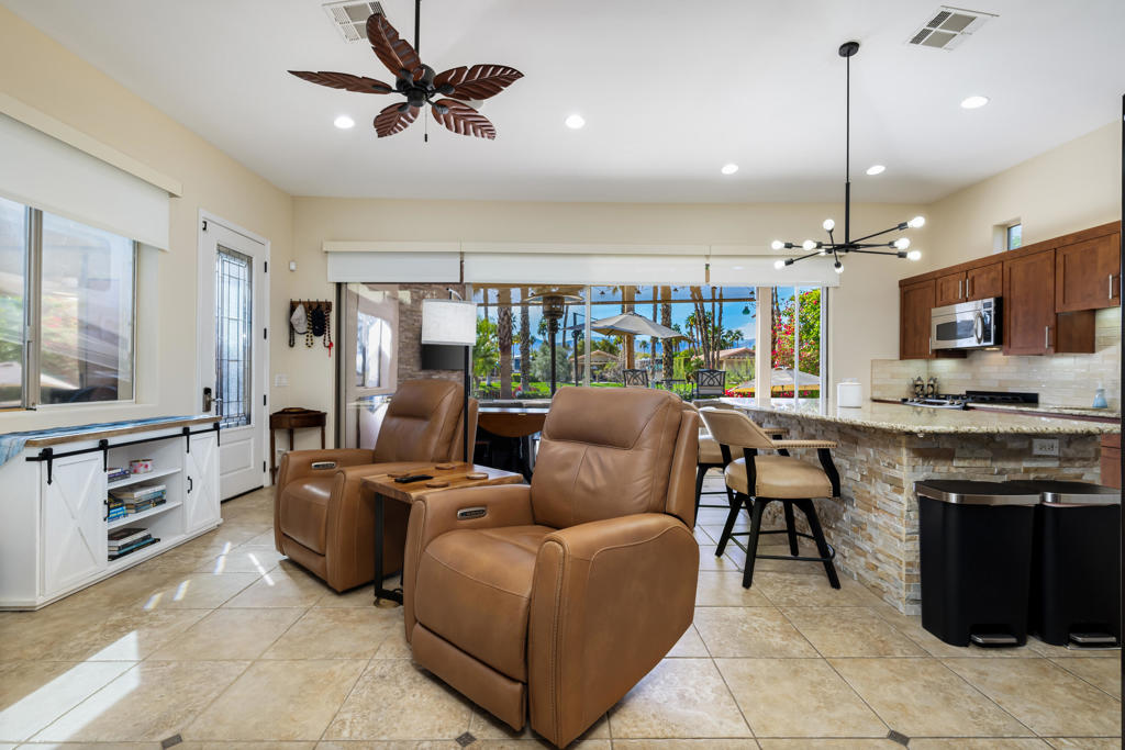 MLS #219136026DA image #35