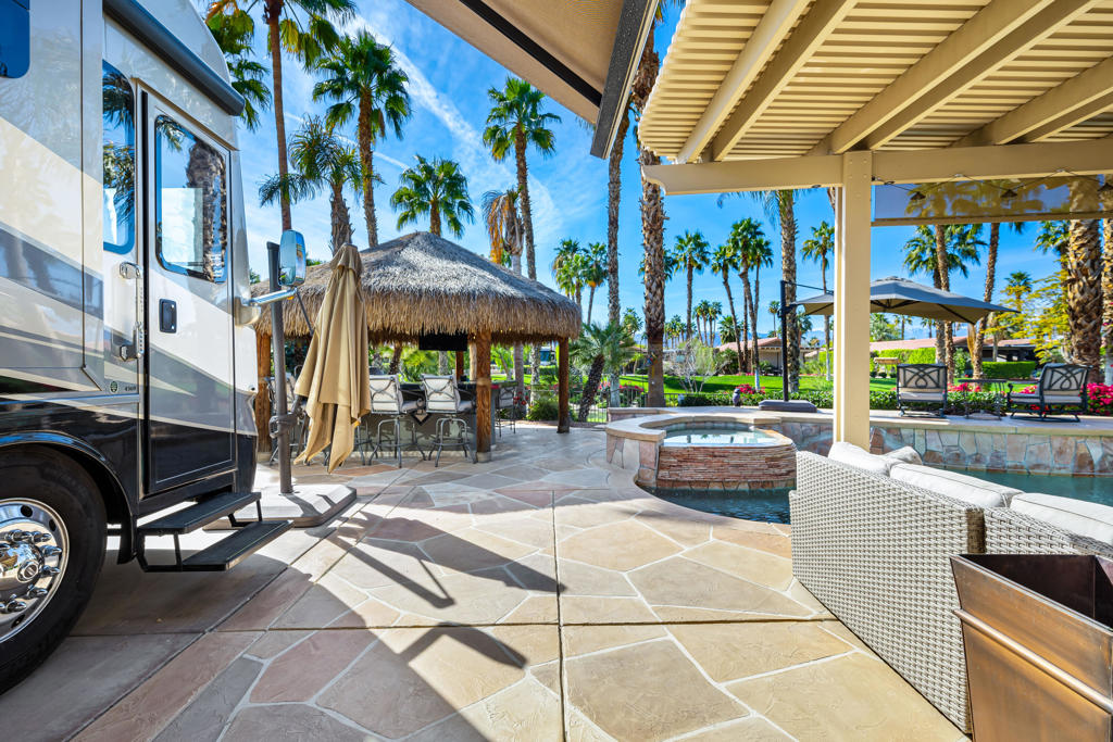 MLS #219136026DA image #8