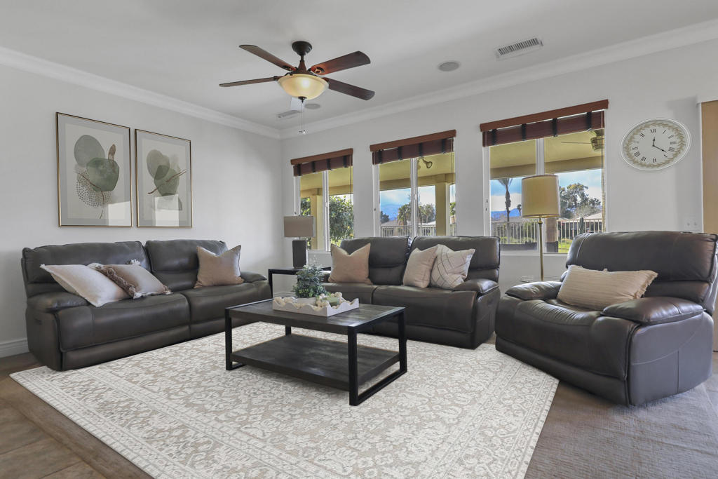 MLS #219136027DA image #3