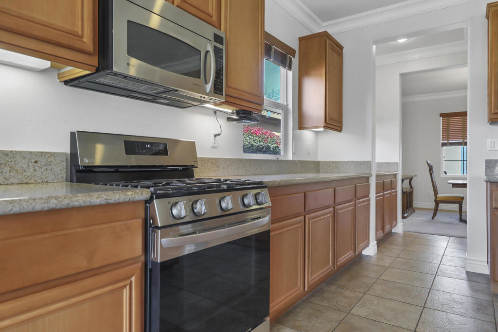 MLS #219136027DA image #6