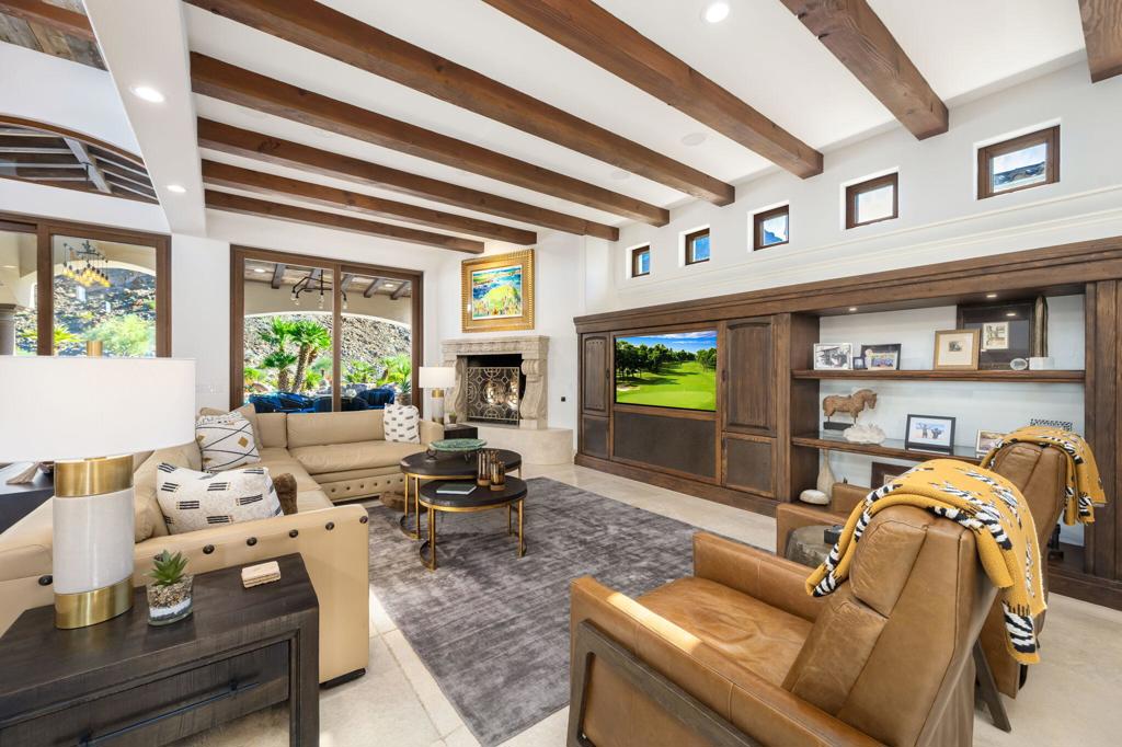 MLS #219136029DA image #24