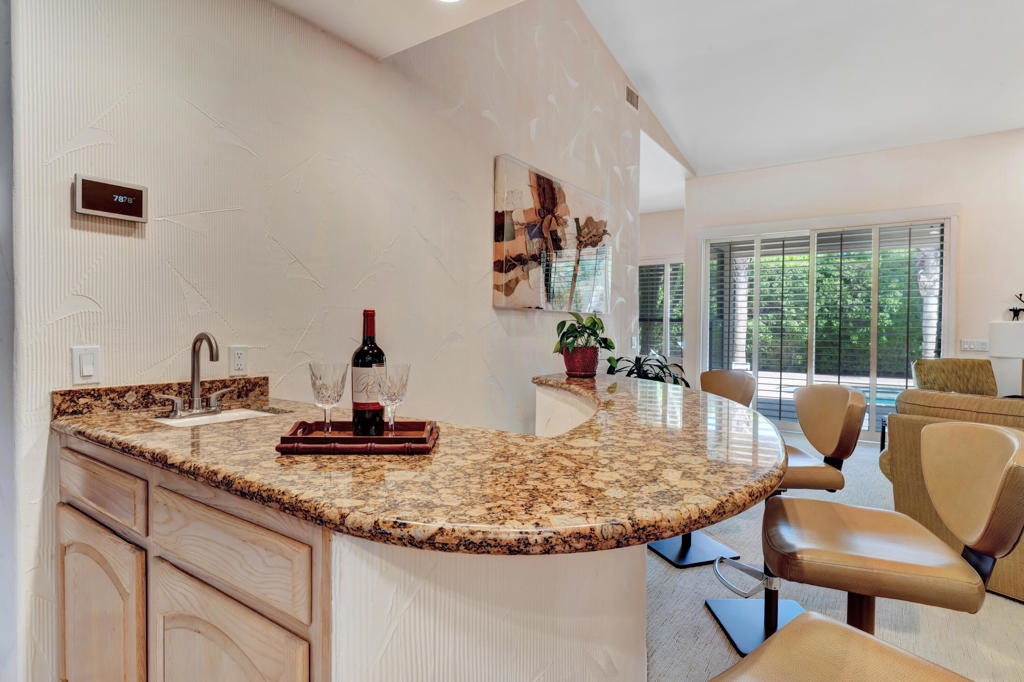 MLS #219136031PS image #4