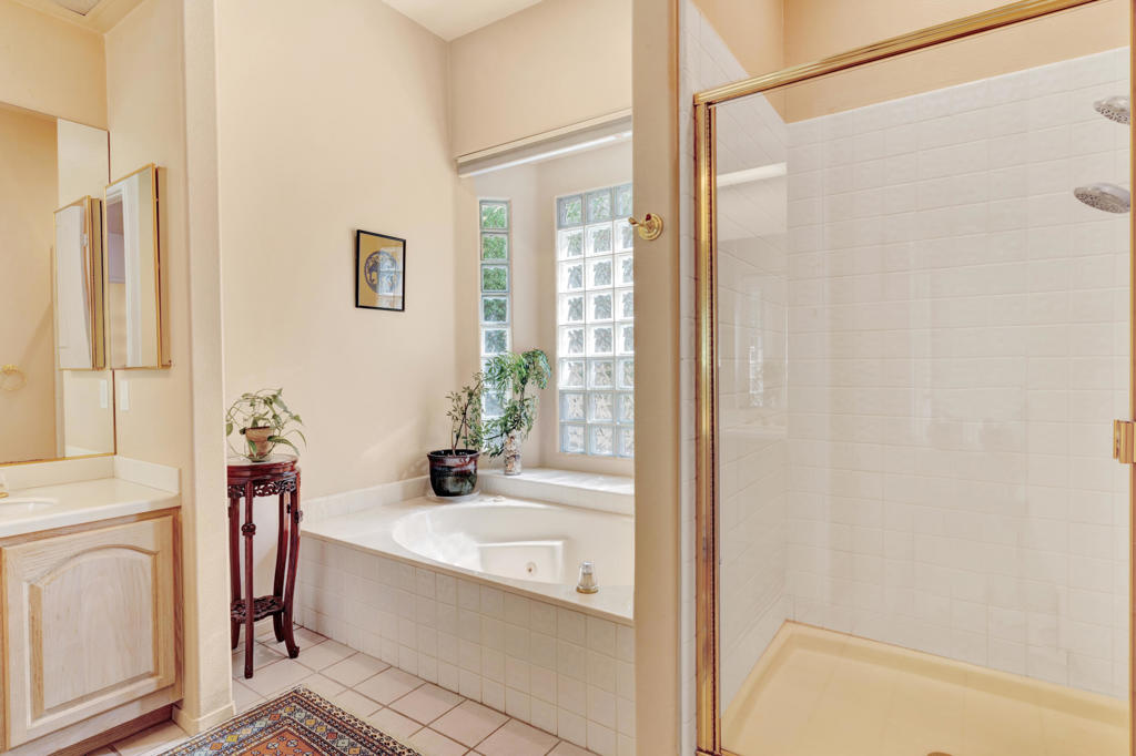 MLS #219136031PS image #44