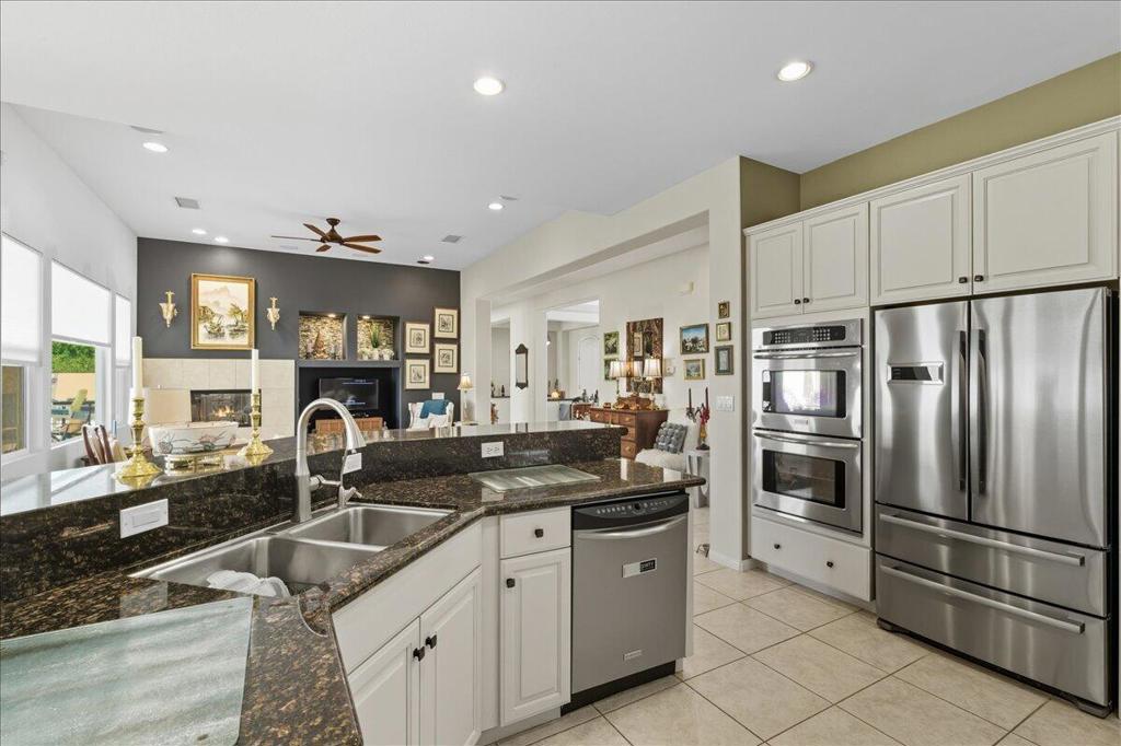 MLS #219136033DA image #16