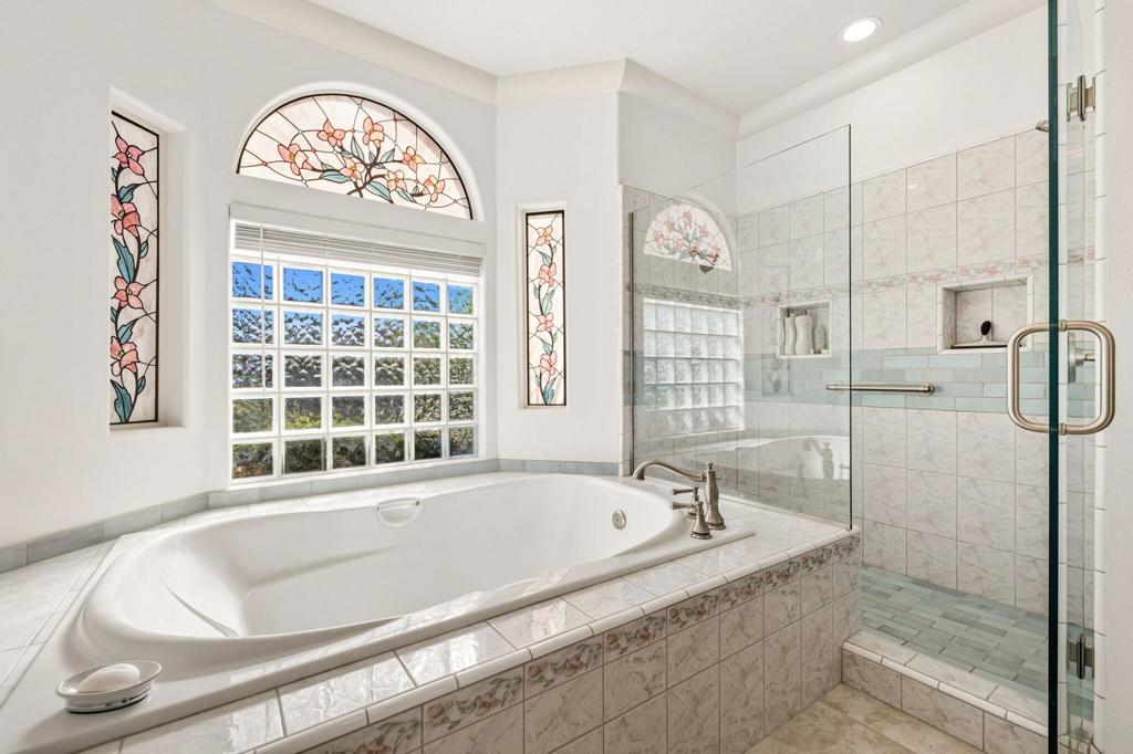 MLS #219136036DA image #4