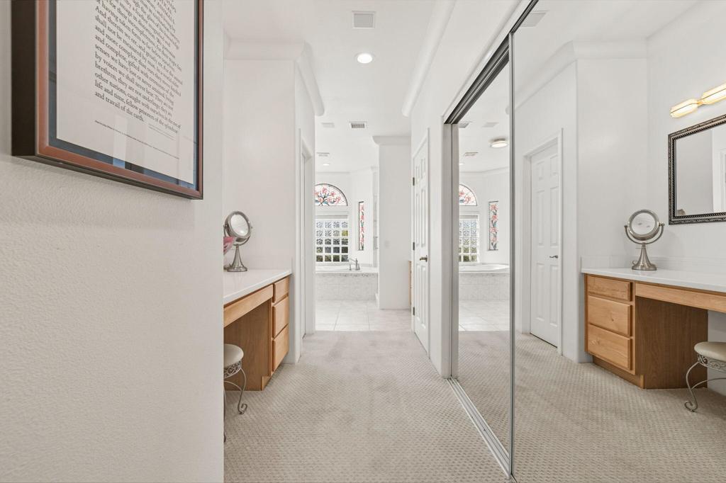 MLS #219136036DA image #9