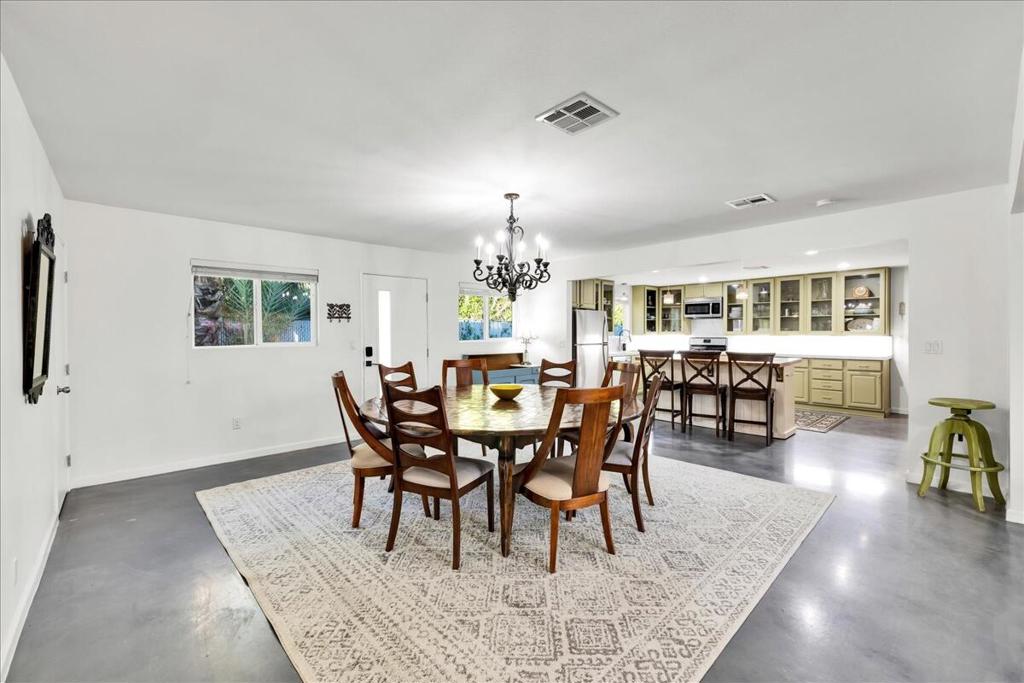 MLS #219136040DA image #6